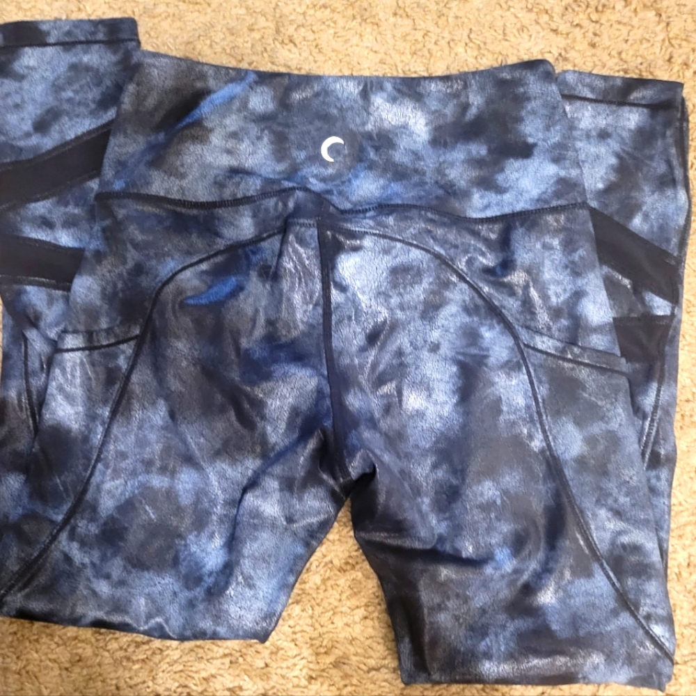 Zyia leggings